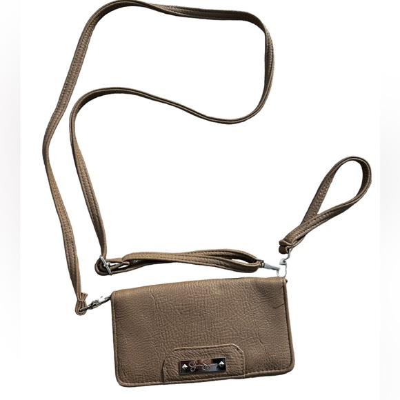 JESSICA SIMPSON Wristlet Wallet Crossbody Color Taupe - Picture 2 of 8